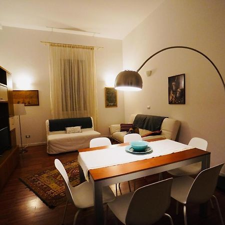A Casa Di Enza Apartment Bologna Bagian luar foto