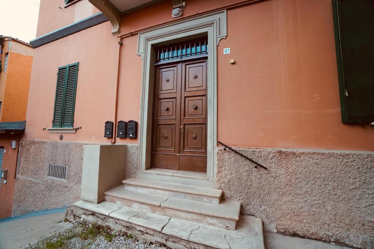 A Casa Di Enza Apartment Bologna Bagian luar foto